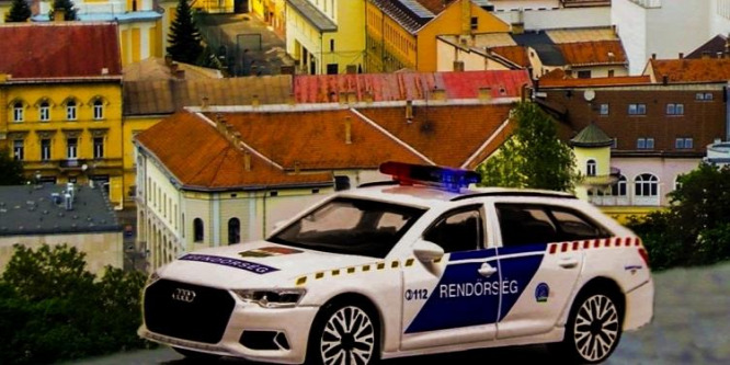 Rátámadtak egy villamosvezetőre Miskolcon