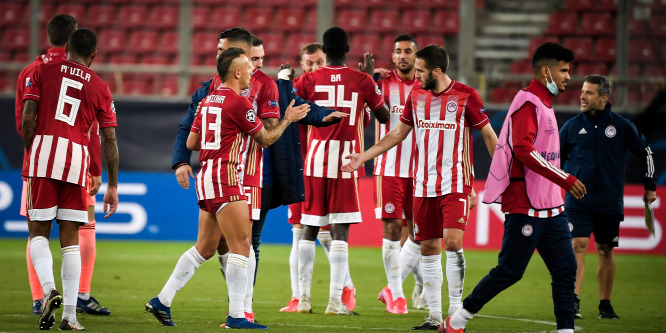 A görög sztárcsapat a FIFA-t hibáztatja