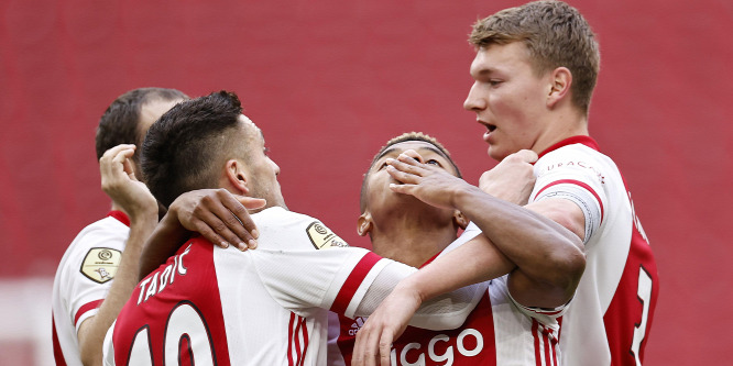 Elképesztően nagy gólt lőtt az Ajax brazil sztárja - videó