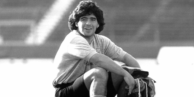 Nyilasi Tibor: Már az büszkeség volt, hogy futhattam Maradona után, mert nem értem utol