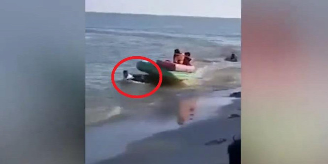 Elütött egy kislányt egy gumicsónak, amit egy jetski húzott – videó