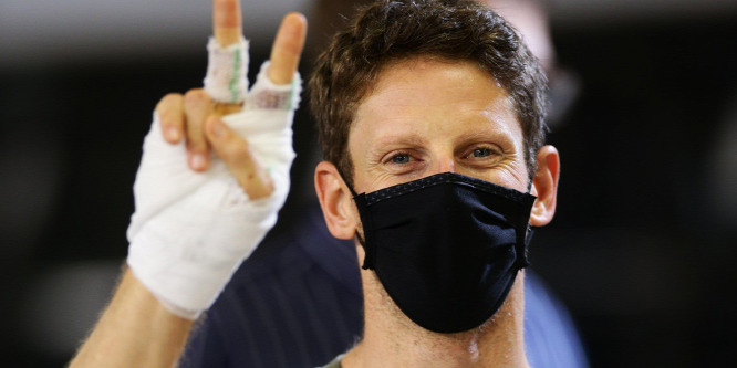 Hálásan, viccelődve tért vissza Grosjean a bahreini pályára - videó