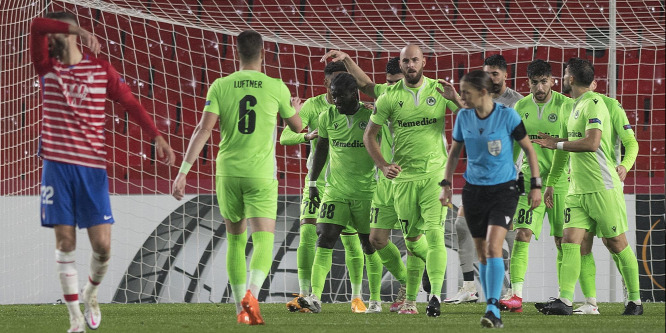 Kiesett Lang Ádám csapata a BL-selejtezőből