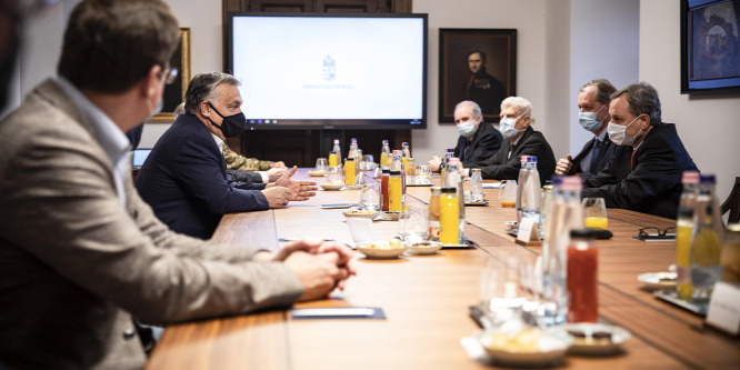 Orbán Viktor folytatta konzultációsorozatát a járványügyi védekezés következő lépéseiről