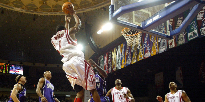 Mcgrady b fél perc alatt egyedül verte meg a San Antonio Spurst