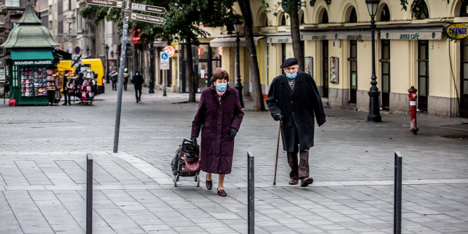 Koronavírus: ezért függesztették fel az idősek vásárlási sávját