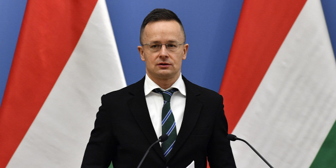 Mindent megtesz a kormány, azért hogy ha a világon valahol biztonságos oltóanyagot készítenek, az minél gyorsabban eljusson a magyar emberekhez
