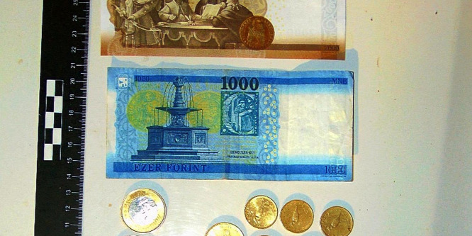 Két tizenéves rabolt ki egy idős asszonyt a kállói temetőben