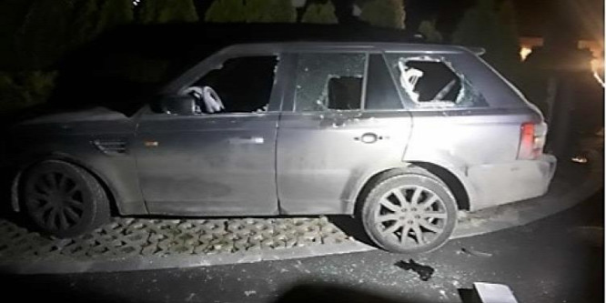 Meggyújtotta szomszédja autóját egy csopaki férfi