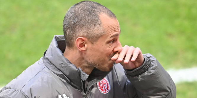 Kirúgták Szalai Ádámék edzőjét