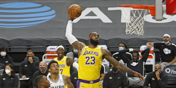 LeBron James hihetetlen rekordja, amiben fölényesen veri Michael Jordant