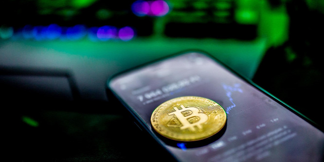 Először lépte át a kriptovaluták piaca az 1000 milliárd dollárt