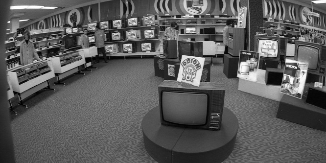A legendás magyar cég, melynek a közhangulat javításához kellett televíziót gyártania