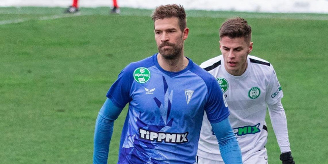 Sérülése miatt nem lett Premier League-játékos a magyar csatár, majd saját csapatának szurkolói rúgták fejbe az utcán