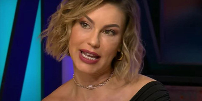 Embereket ment világszerte Csősz Bogi - ez most a célja