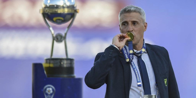 Az argentinok korábbi klasszisa lett a Sao Paulo vezetőedzője