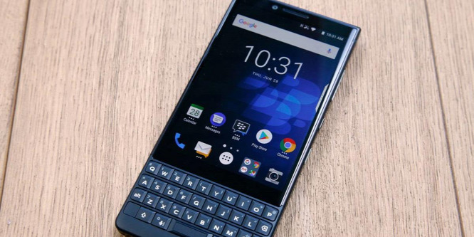 5G-s mobillal támadhat fel a BlackBerry