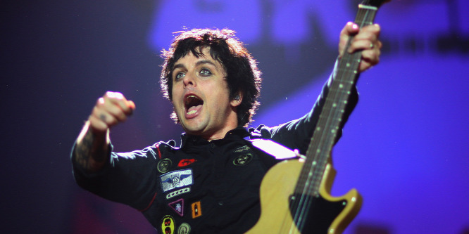 „1997 óta próbálok kijózanodni” – Billie Joe Armstrong 15 évig pusztította magát