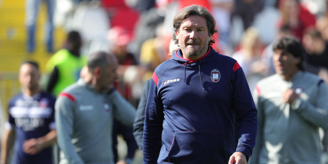 Menesztette vezetőedzőjét a Serie A sereghajtója
