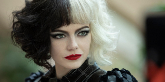 Májusban érkezhet magyarul az Emma Stone főszereplésével készült Szörnyella