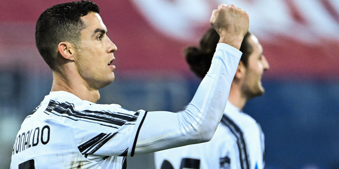Az olasz válogatott futballistája odaszúrt Cristiano Ronaldónak