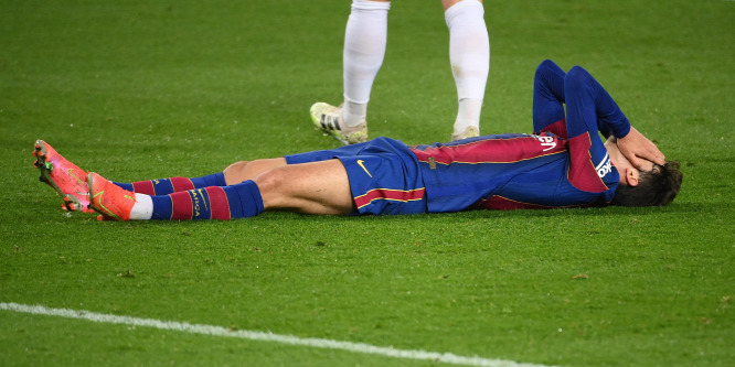 A Barca fiatalja mellett a veterán védő is kimaradt a portugál válogatott keretéből