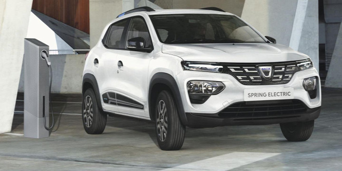 Csigalassú az új elektromos Dacia, cserébe nagyon jó lett a magyar ára