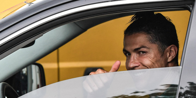 Ronaldo nyolcmillió eurós "rakétája"
