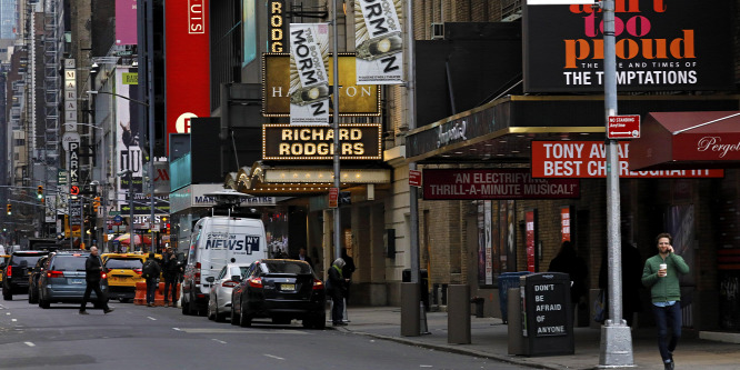 Több mint egy év után megnyitotta kapuit egy színház a Broadwayen