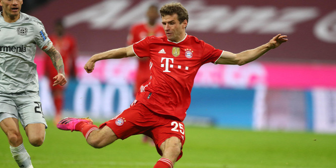 Nyert és növelte előnyét a Bayern, kiesett a Schalke