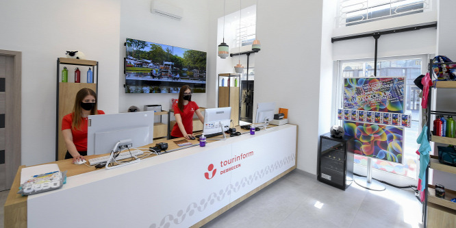 Huszonkét Tourinform iroda újul meg az országban az idén