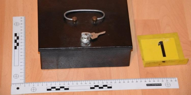Két álrendőr rabolt ki egy férfit Dunaújvárosban
