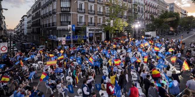 Óriási jobboldali előretörés Madridban: elbukott a baloldali puccskísérlet