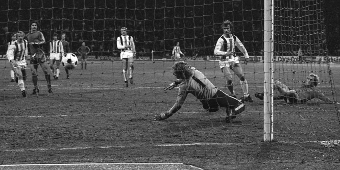 Egy évtizeden keresztül gyilkolták egymást, hogy az igazi futballklasszikusok közé emelkedhessenek