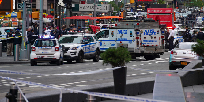 Lövöldözés a Times Square-en, egy kislányt is eltaláltak