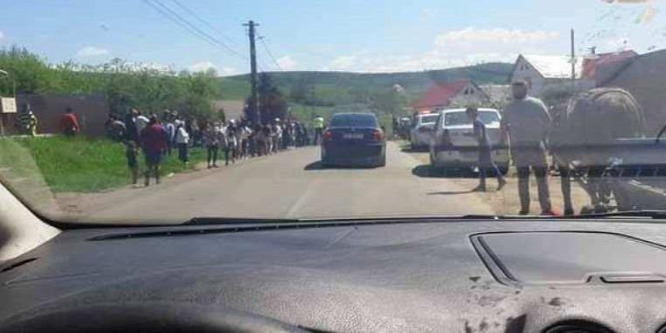 Elütött egy idős férfi egy gyereket Mezőbándon, majdnem meglincselték