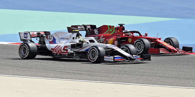 A Ferrari és a Mercedes számíthat a kis csapatokra, a Red Bull nem
