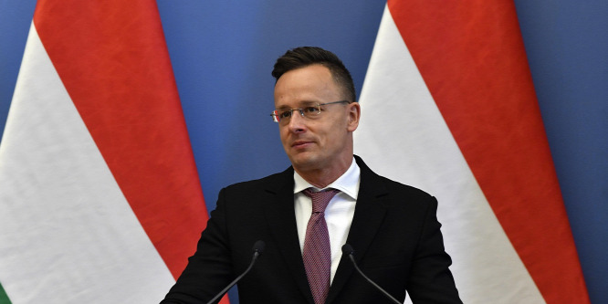 Szijjártó Péter válaszolt Barack Obamának - videó