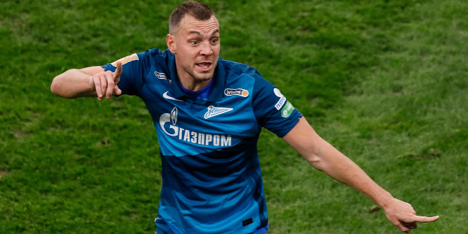 A Zenit csapatkapitánya bemutatta, hogyan kell véget vetni egy vitának a pályán - videó