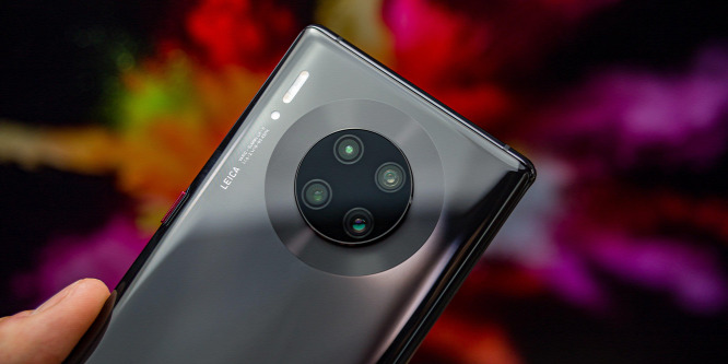 Új mobilos partnert kereshet a Leica