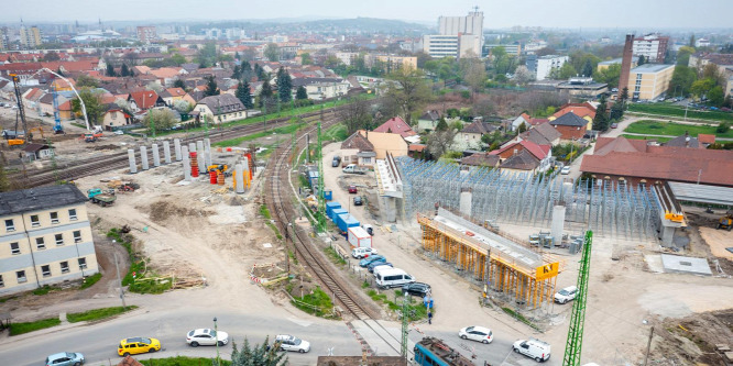Fontos szakaszához érkezett az Y-híd építése Miskolcon - képek