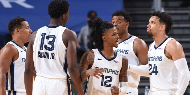 Kiesett a Golden State, a Memphis bejutott az NBA-rájátszásba