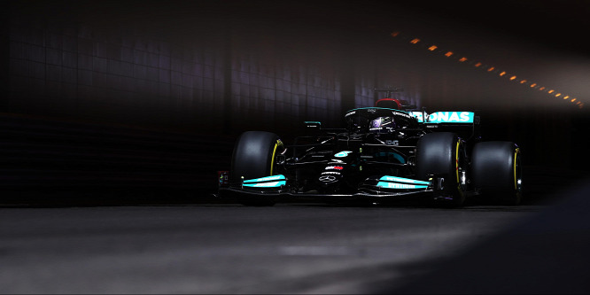 Bottas és Russell imolai balesete miatt spórol a Mercedes?