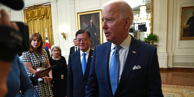 Joe Biden meggondolta magát, hajlandó találkozni Kim Dzsongunnal