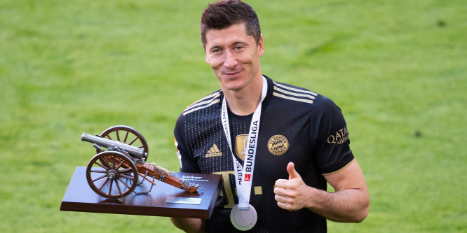 Így döntötte meg Lewandowski Gerd Müller megdönthetetlennek hitt rekordját - videó