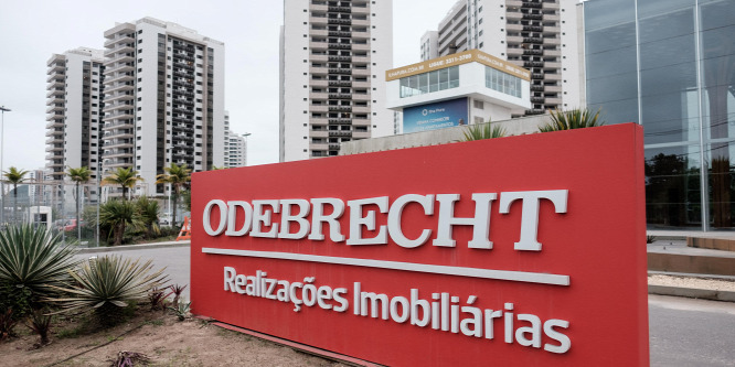 Két osztrák bankár ellen is vádat emeltek a gigantikus vesztegetési ügyben