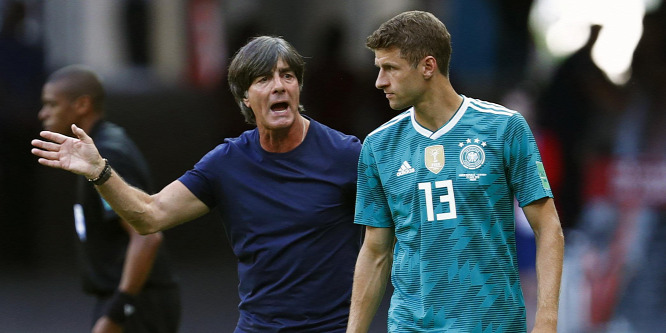 Löw nem tartja kínosnak Müller és Hummels behívását a német fociválogatottba