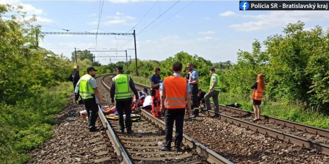 Két lányt gázolt el a vonat Pozsonyban, az egyikük a helyszínen meghalt