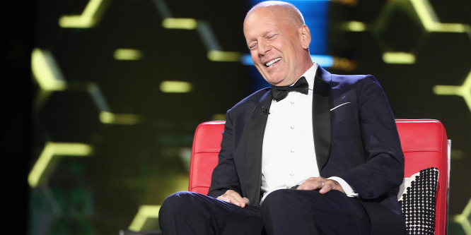 Sztárok félresikerült „aranyköpései” - Bruce Willis