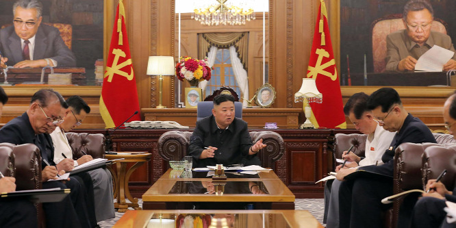 Fertőzőnek gondolja az élelmiszereket Észak-Korea diktátora, ezért inkább be sem engedi azokat